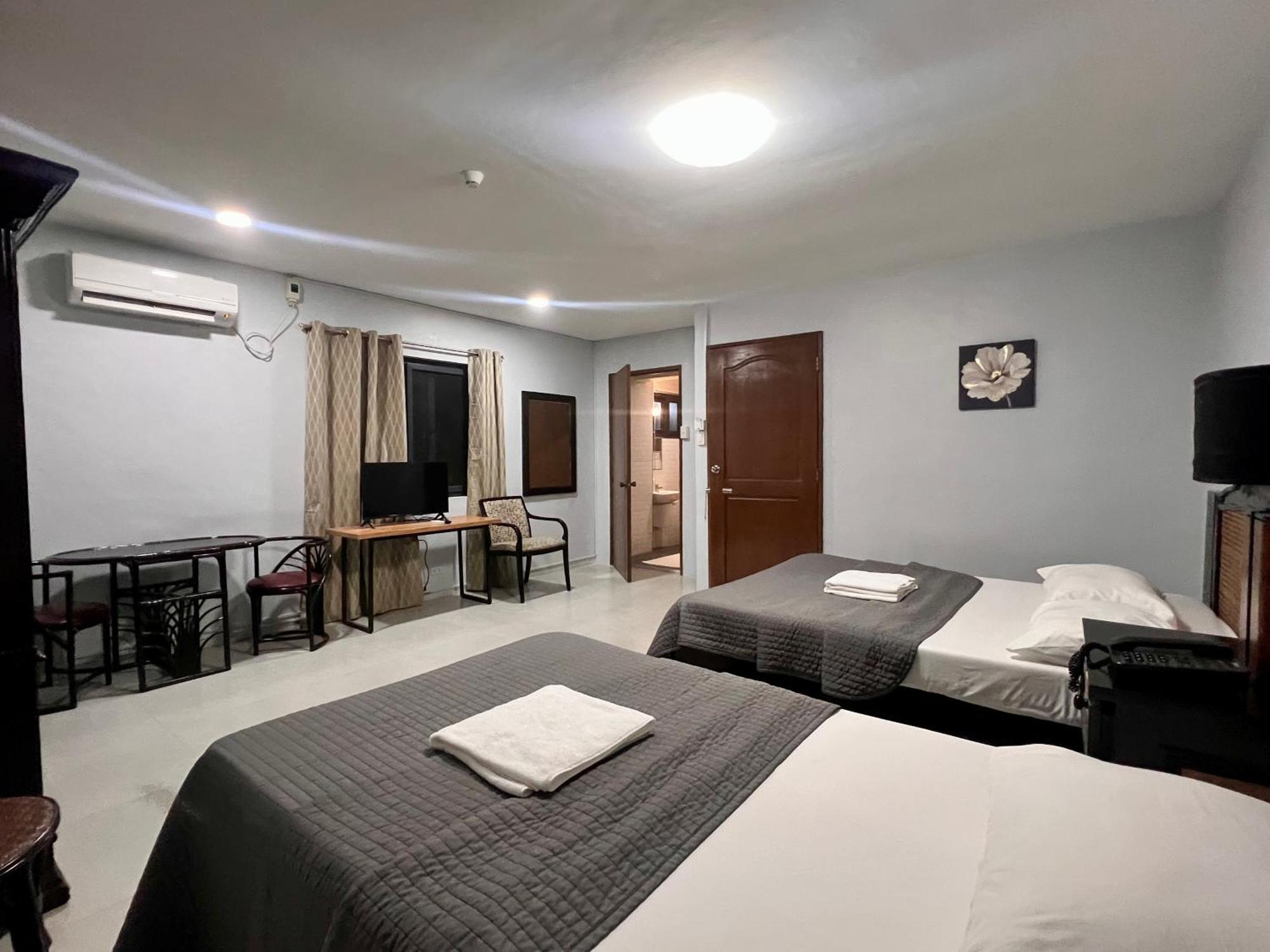 Hotel Capada Cebu Stadt Exterior foto